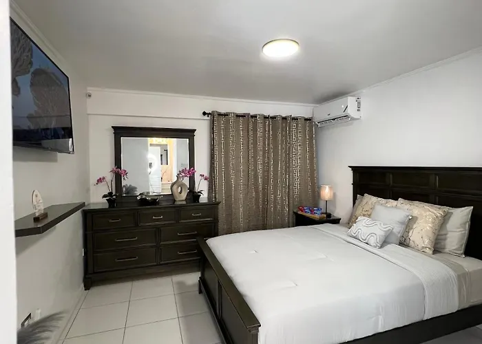 Serenity By The Sea Bed & Breakfast *